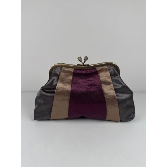 Bath & Body Works Kisslock Evening
Clutch Rhinestone Stripes‎ Casual Formal - Picture 2 of 8